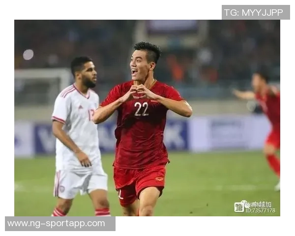 潘粤明调侃国安表现称赞越南队输球真是厉害