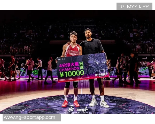 保罗乔治为妻子庆生晒美照35岁依然魅力四射令人羡慕