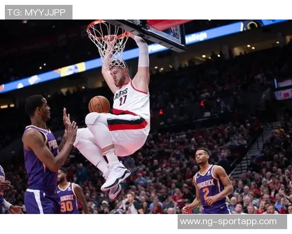 格莱姆斯全场表现惊艳13投7中砍下22分7篮板13助攻创助攻生涯新高 格莱姆斯全场表现惊艳13投7中砍下22分7篮板13助攻创助攻生涯新高