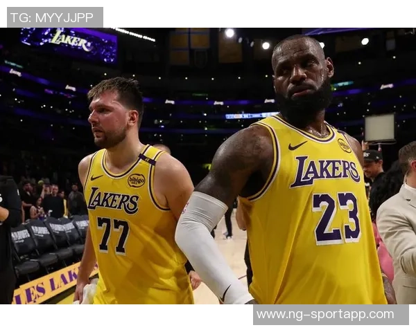 磨合成型的挡拆三叉戟助湖人内线攻防升级实现飞跃