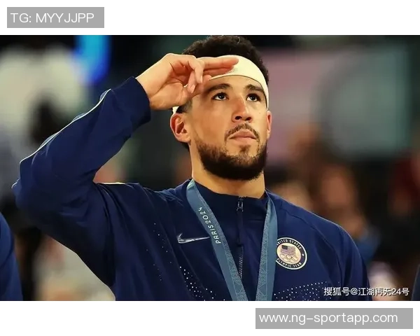 布克新赛季目标明确努力沟通助力每日进步稳步前行 布克新赛季目标明确努力沟通助力每日进步稳步前行