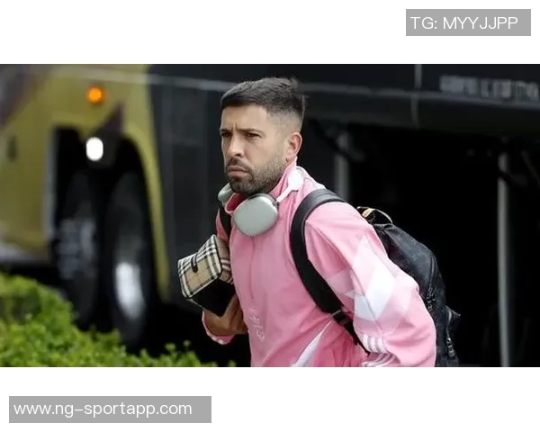 迈阿密边后卫阿尔巴手指受伤恢复良好球迷期待他重返赛场 迈阿密边后卫阿尔巴手指受伤恢复良好球迷期待他重返赛场