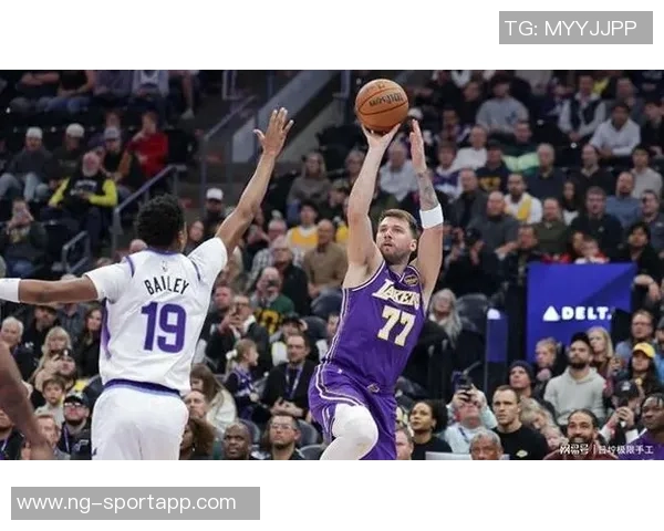 夸梅谈东契奇防守问题称与乔丹科比同场让我有些被惯坏了 夸梅谈东契奇防守问题称与乔丹科比同场让我有些被惯坏了