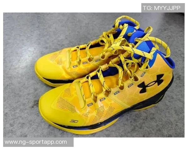 库里与安德玛解约后首选纪念GIGI的鞋款引发热议