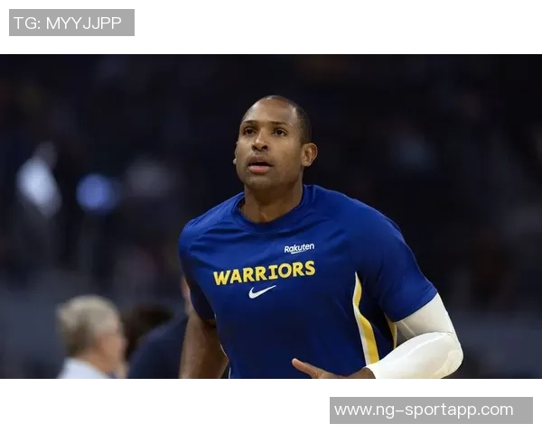 勇士新阵容崛起霍福德助力库里展现无敌风采 勇士新阵容崛起霍福德助力库里展现无敌风采